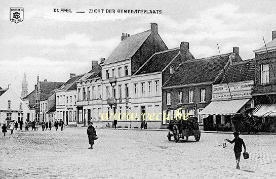 ancienne carte postale de Duffel Zicht der Gemeenteplaats