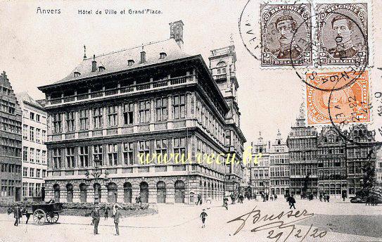 ancienne carte postale de Anvers Hôtel de Ville et Grand'Place