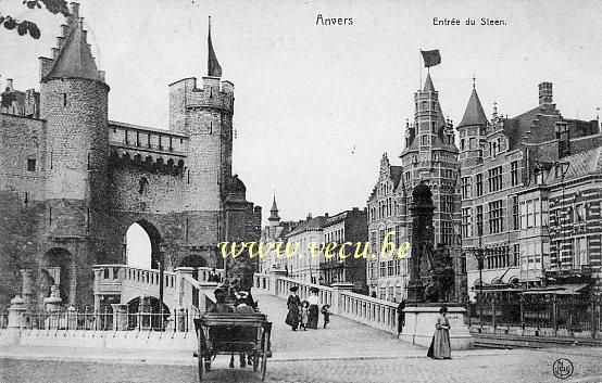 ancienne carte postale de Anvers Entrée du Steen