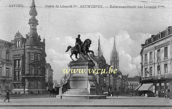 ancienne carte postale de Anvers Statue de Léopold Ier