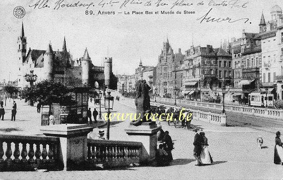ancienne carte postale de Anvers La Place Bex et Musée du Steen
