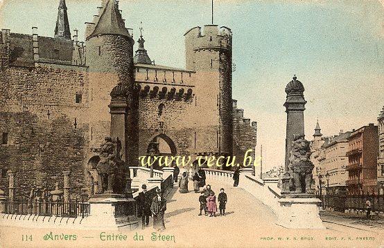 ancienne carte postale de Anvers Entrée du Steen