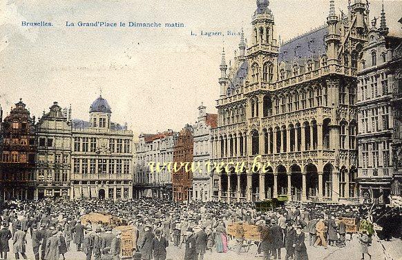 ancienne carte postale de Bruxelles La Grand Place le dimanche matin