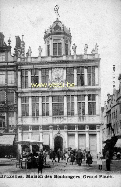 ancienne carte postale de Bruxelles Maison des boulangers. Grand place