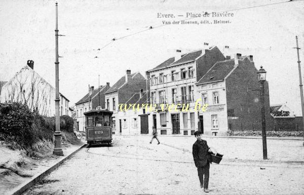 ancienne carte postale de Evere Place de Bavière avec le nouveau tram 56 inauguré en 1905.