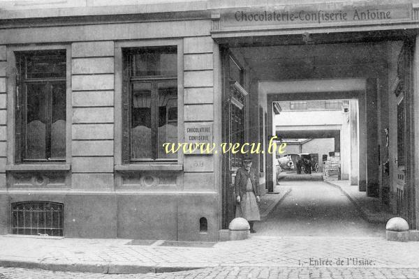 postkaart van Elsene Chocolaterie-Confiserie Antoine  Entrée de l'Usine rue du Prince Royal 37-39