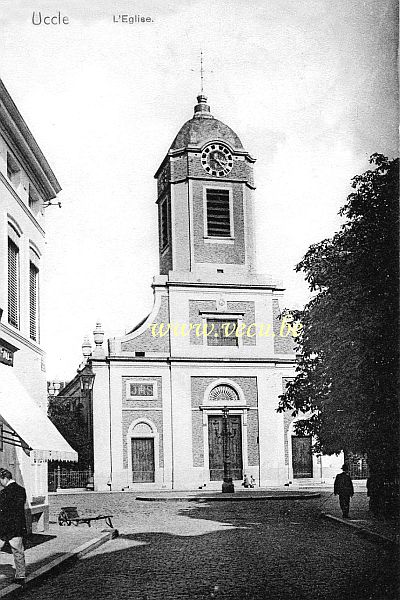 ancienne carte postale de Uccle L'Eglise St Pierre (Parvis St Pierre)