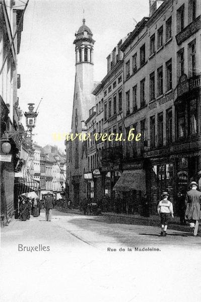ancienne carte postale de Bruxelles Rue de la Madeleine