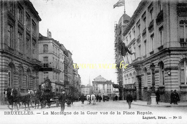 ancienne carte postale de Bruxelles La Montagne de la Cour vue de la Place Royale
