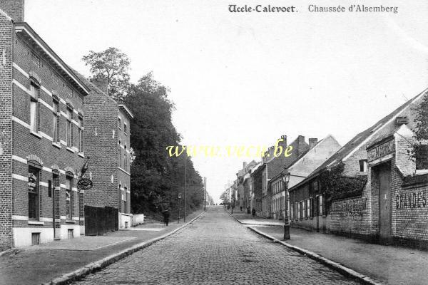 ancienne carte postale de Uccle Calevoet - Chaussée d'Alsemberg