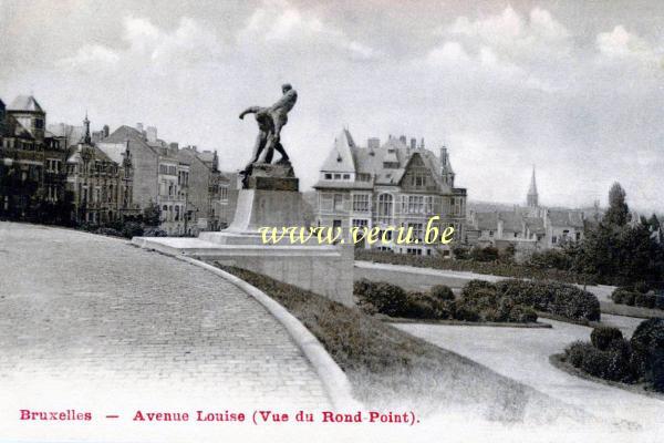 ancienne carte postale de Bruxelles Avenue Louise (Vue du Rond-Point)