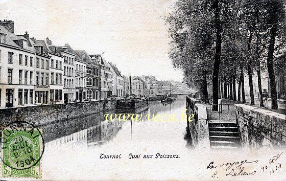 ancienne carte postale de Tournai Quai aux poissons