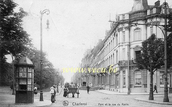 ancienne carte postale de Charleroi Parc et la rue du Ravin