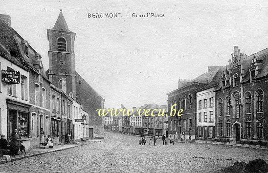 ancienne carte postale de Beaumont Grand'Place