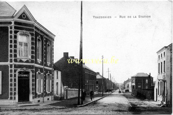 ancienne carte postale de Trazegnies Rue de la Station