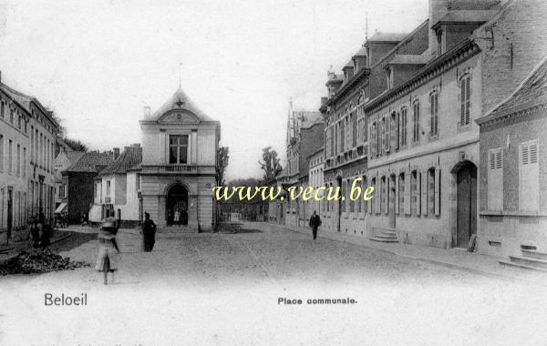 ancienne carte postale de Beloeil Place Communale