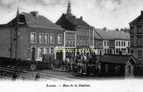 ancienne carte postale de Leuze-en-Hainaut Rue de la Station