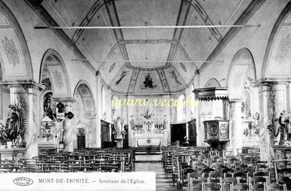 ancienne carte postale de Mont-Saint-Aubert Mont-de-Trinité - Intérieur de l'église