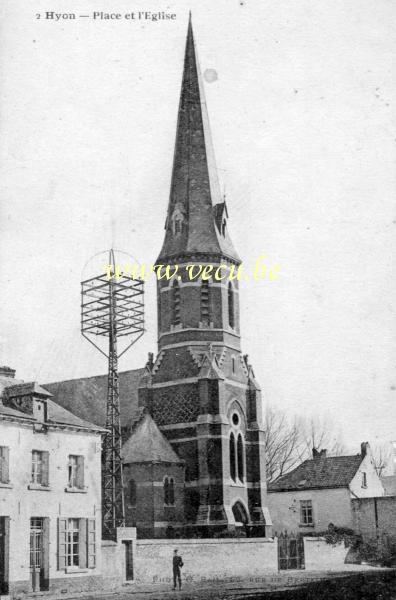 ancienne carte postale de Hyon Place et l'église