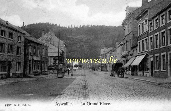 ancienne carte postale de Aywaille La Grand Place
