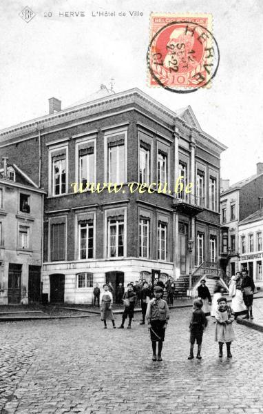 ancienne carte postale de Herve L'hôtel de ville
