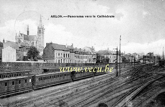 ancienne carte postale de Arlon Panorama vers la Cathédrale
