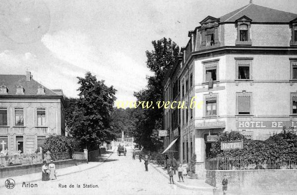 ancienne carte postale de Arlon Rue de la Station