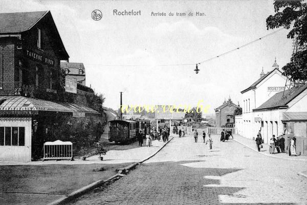 ancienne carte postale de Rochefort Arrivée du tram de Han