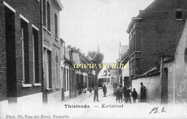 ancienne carte postale de Tielrode Rue de l'église