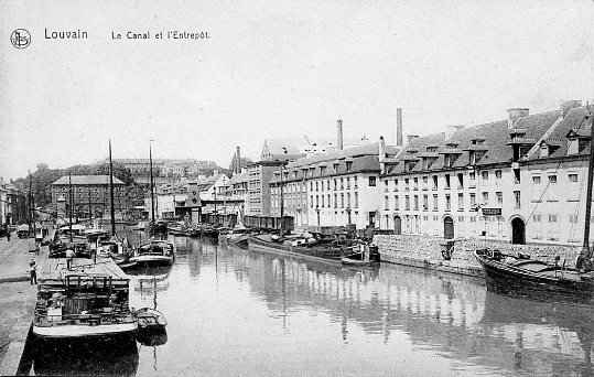 ancienne carte postale de Louvain Le Canal et l'Entrepôt