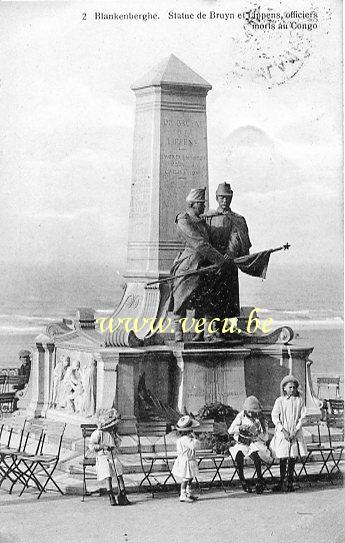 ancienne carte postale de Blankenberge Statue de Bruyn et Lippens, officiers morts au Congo