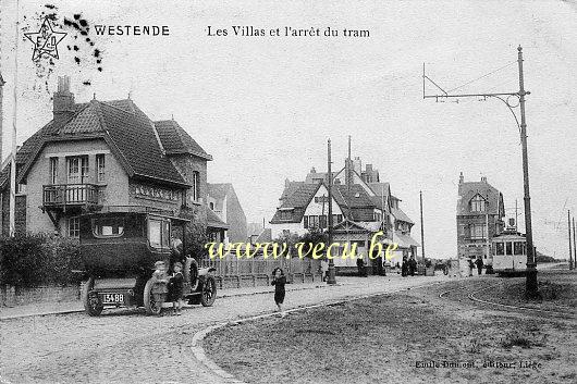ancienne carte postale de Westende Les Villas et l'arrêt du tram