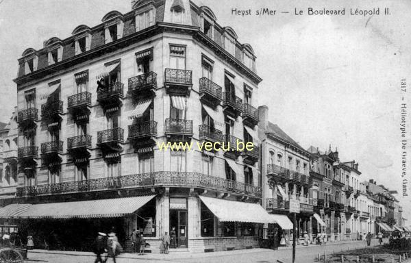 ancienne carte postale de Heyst Le boulevard Léopold II