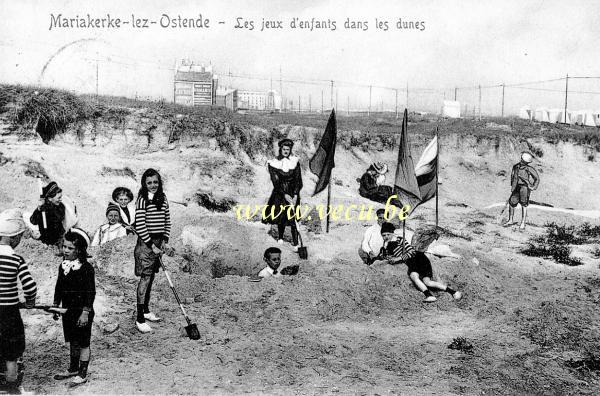 ancienne carte postale de Mariakerke Les jeux d'enfants dans les dunes