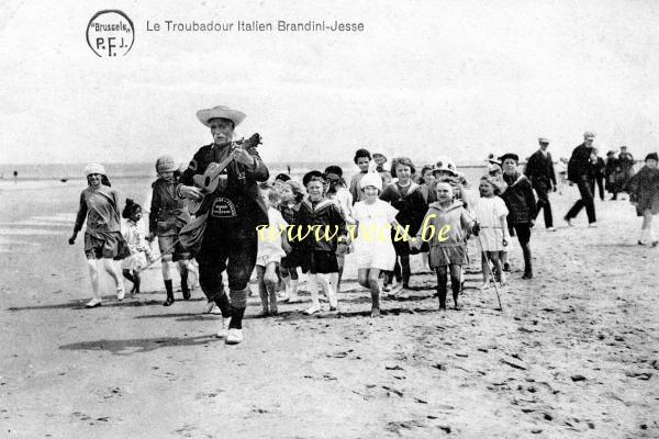 ancienne carte postale de Knokke Le Troubadour italien Brandini-Jesse