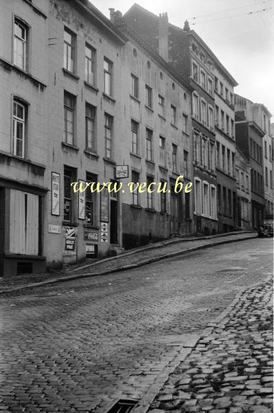 photo ancienne  de Bruxelles - rue des Denrées  Café rue des Denrées