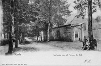 carte postale ancienne de Uccle La Ferme rose et l'avenue De Fré