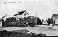 carte postale ancienne de Woluwe-St-Pierre Avenue Jules du Jardin, vers l'entrée du champ de course