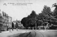 carte postale ancienne de Woluwe-St-Pierre Rond-Point avenue de Tervueren coin de l'avenue Gribaumont (actuel square Léopold II)