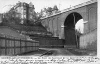 carte postale ancienne de Etterbeek Le pont de l'avenue de la Couronne