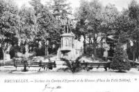 carte postale de Bruxelles Statue des Comtes d'Egmont et de Hornes