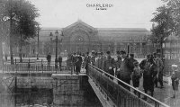 carte postale ancienne de Charleroi La Gare