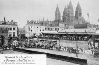 carte postale ancienne de Tournai Tournoi de chevalerie (juillet 1913) - Entrée des reitres de Maximilien