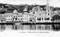 carte postale ancienne de Dinant L'hôtel de ville et la nouvelle poste.