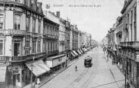 carte postale ancienne de Louvain Rue de la Station vers la gare