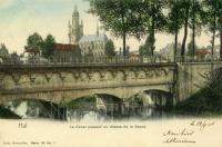 carte postale ancienne de Hal Le Canal passant au dessus de la Senne