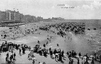 carte postale ancienne de Ostende La Plage à midi