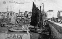 carte postale ancienne de Blankenberge Le port des pêcheurs - De visschershaven