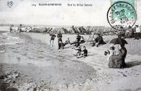 carte postale ancienne de Blankenberge Sur le brise-lames