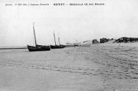 carte postale ancienne de Heyst Bateaux et les dunes